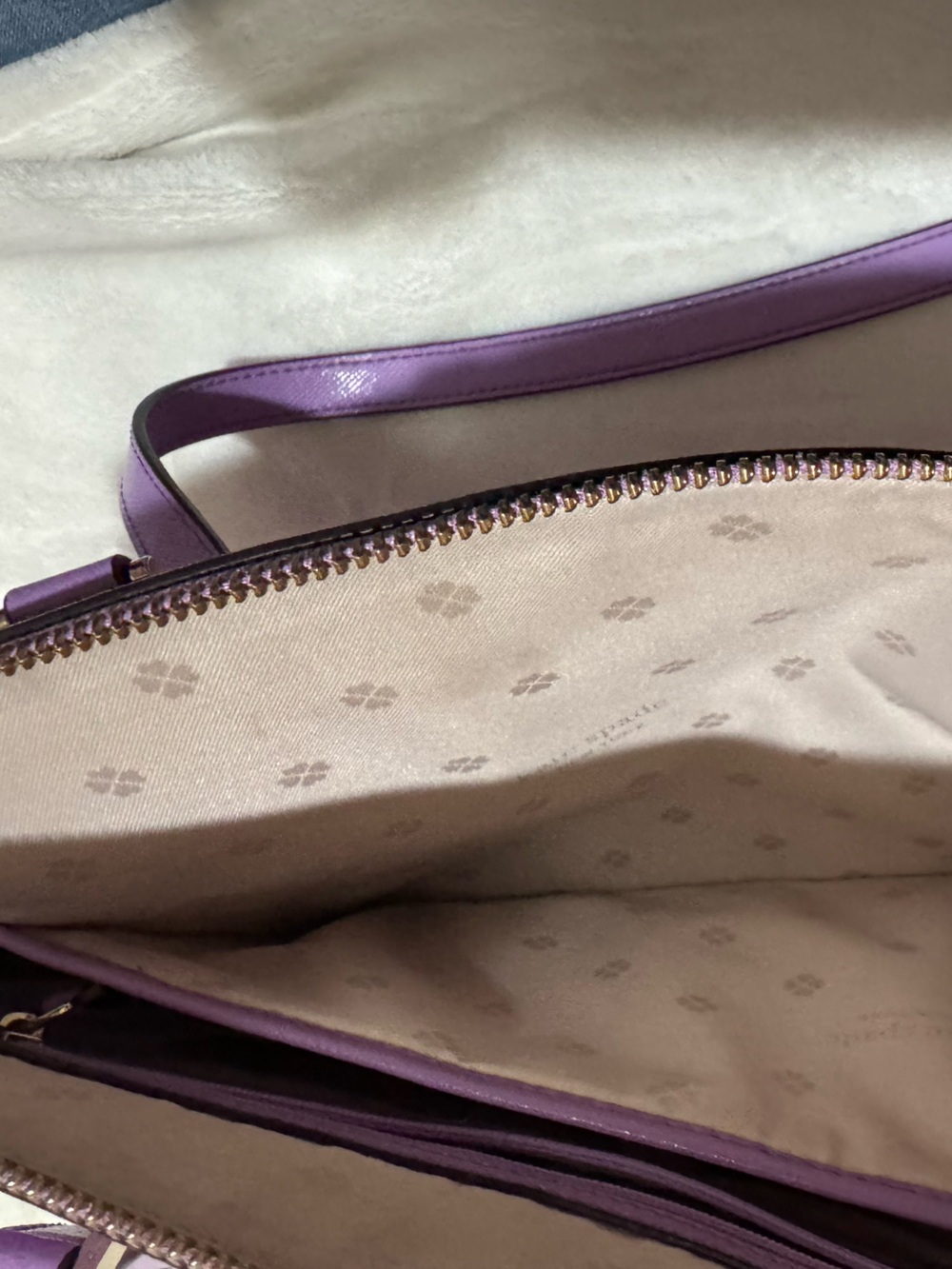 Kate Spade New York Iris Bloom Louise Medium Tote - Picture 4 of 9